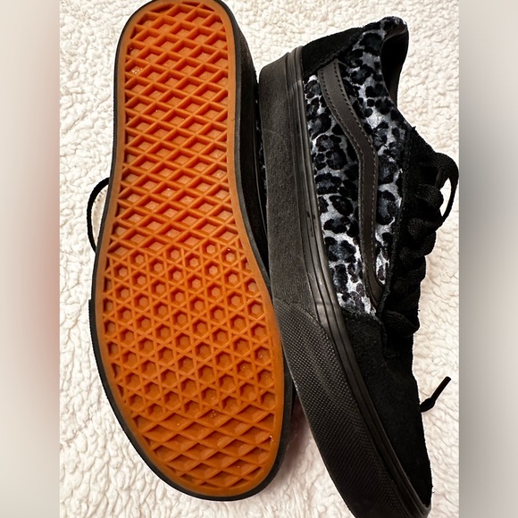 Black and Leopard Vans Size 9 - Picture 2 of 4